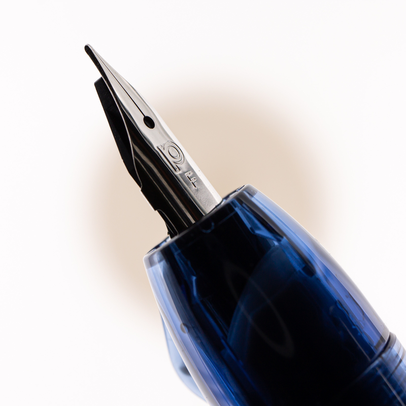 Platinum Curidas Retractable Fountain Pen Abyss Blue