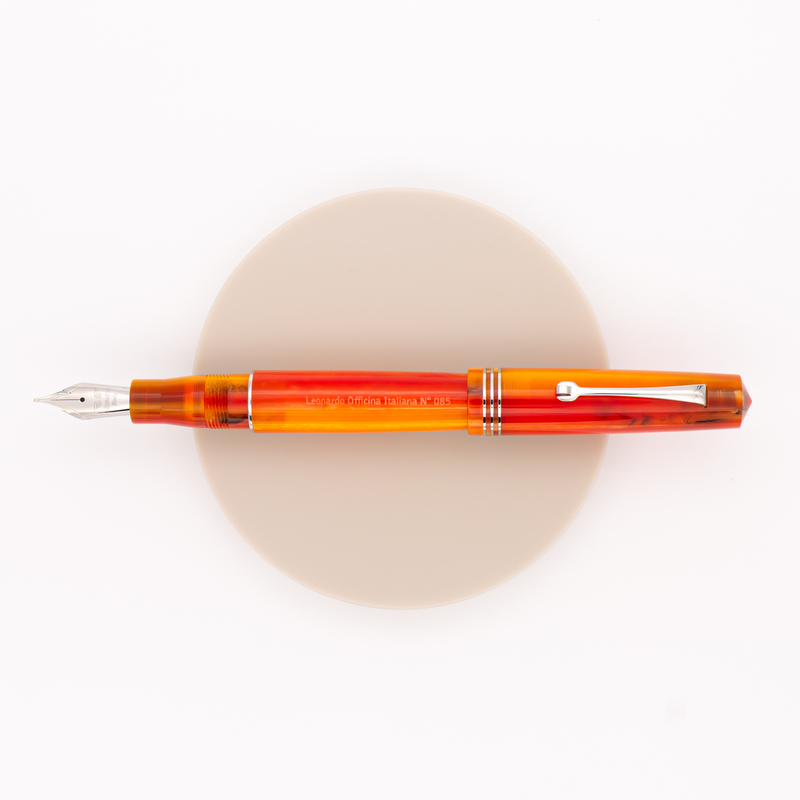 Leonardo Officina Italiana Momento Zero Fountain Pen Mango & Rhodium 14 KT