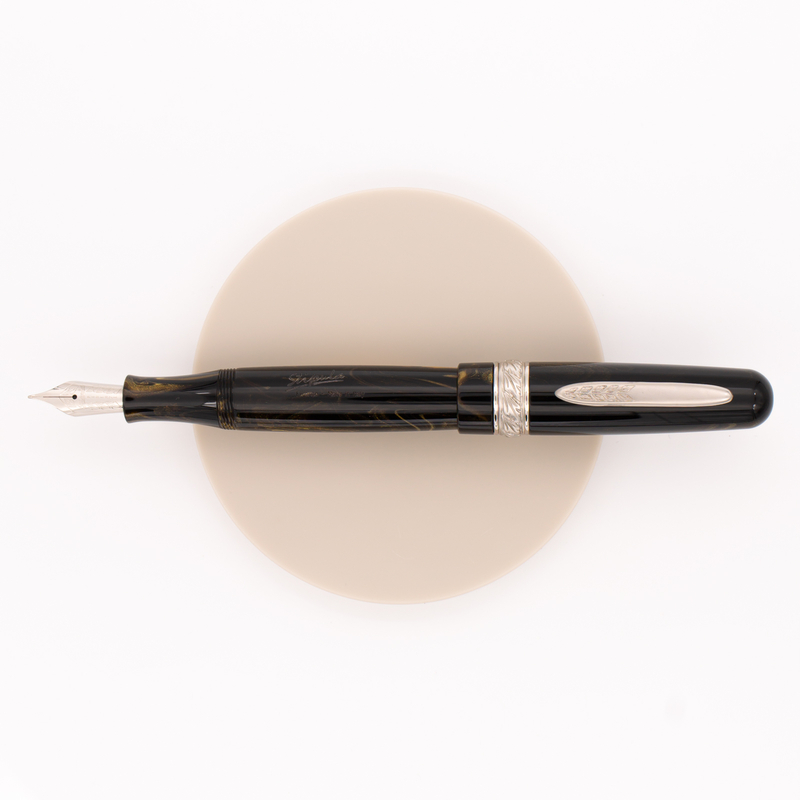 Stipula Etruria Magnifica Fountain Pen Oro Nero