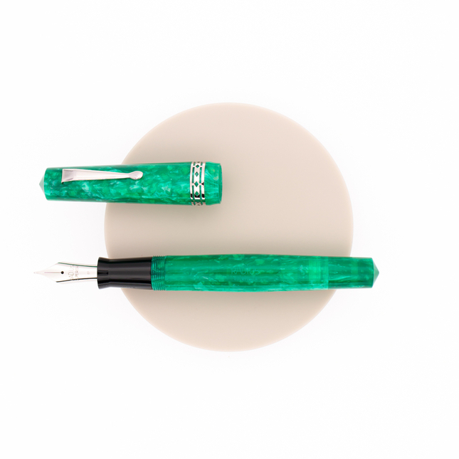 Radius Autarchica Fountain Pen Vernazza Green