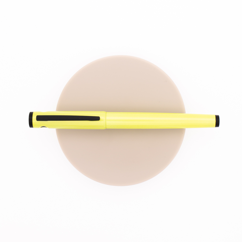 Pilot Lightive Fountain Pen Yellow