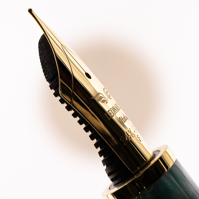 Leonardo Momento Magico Fountain Pen Pietra Salata & Gold 14 KT