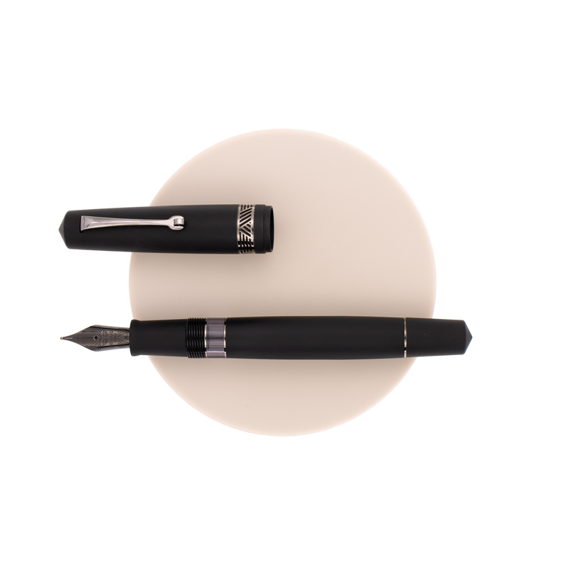 Leonardo Momento Magico Fountain Pen Black Soul Matte & Ruthenium