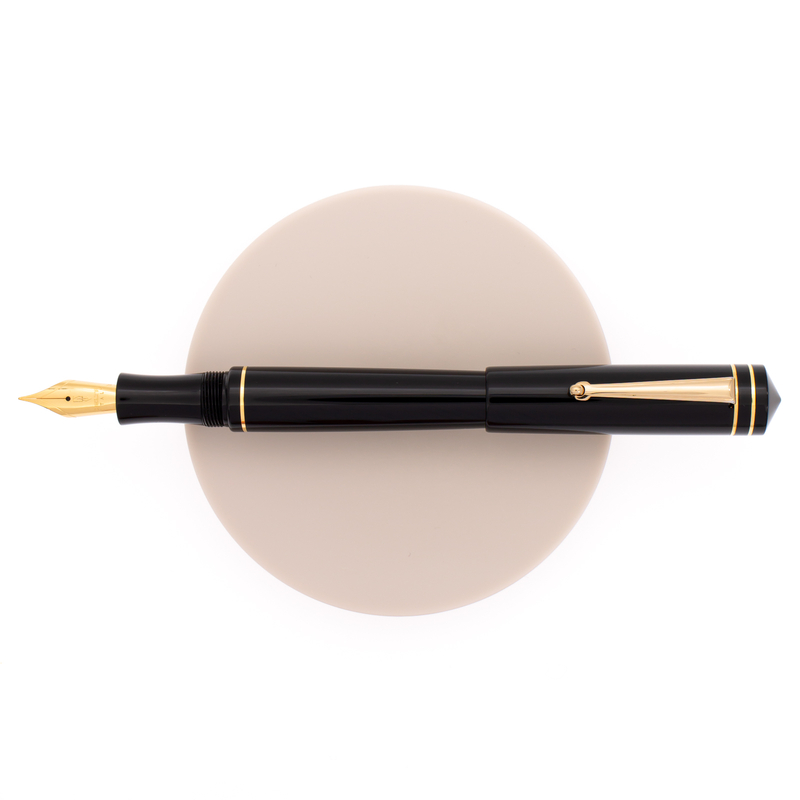 Delta Write Balance Fountain Pen Black & Gold