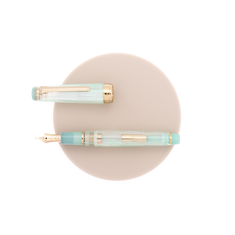 Sailor Sailor Veilio Fountain Pen Pearl Mint