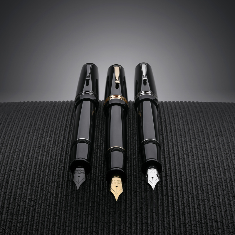 Radius Radius Settimo Fountain Pen Glossy Black & Rhodium