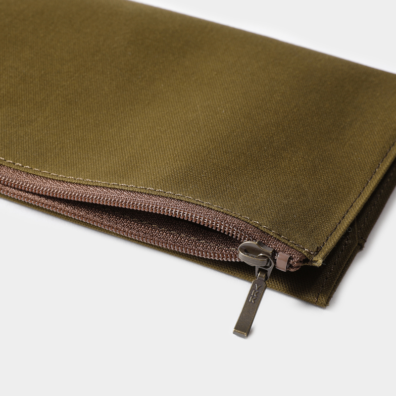 Traveler's Company Traveler's Factory Cotton Zipper Case Regular Size Olive