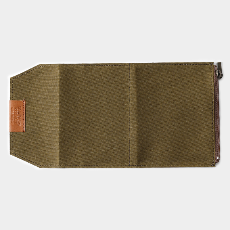 Traveler's Company Traveler's Factory Cotton Zipper Case Passport Size Olive