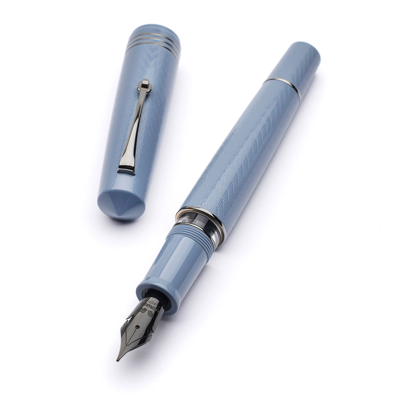 Leonardo Officina Italiana Leonardo Momento Zero Grande 2.0 The Art of Guillochè Fountain Pen Indigo & Ruthenium 14k