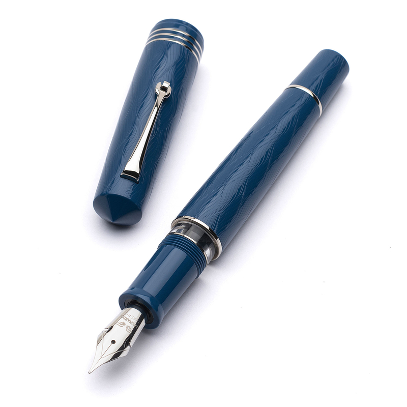 Leonardo Officina Italiana Leonardo Momento Zero Grande 2.0 The Art of Guillochè Fountain Pen Iris Blue & Rhodium