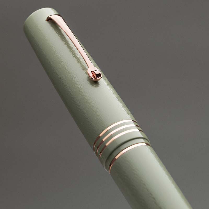 Leonardo Officina Italiana Leonardo Momento Zero Grande 2.0 The Art of Guillochè Fountain Pen Verdigris & Rose Gold