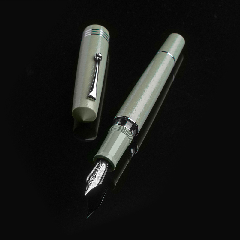 Leonardo Officina Italiana Leonardo Momento Zero Grande 2.0 The Art of Guillochè Fountain Pen Verdigris & Rhodium