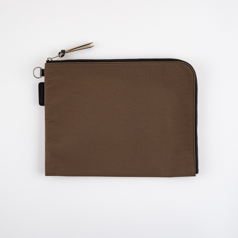 Hobonichi Hobonichi Tragen Flat Pouch for A5 Brown