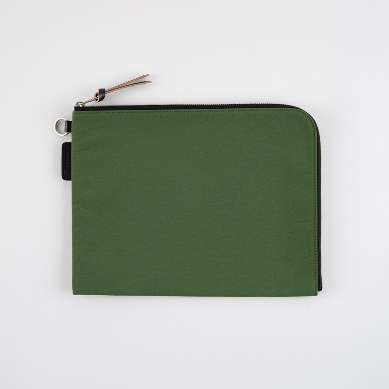 Hobonichi Hobonichi Tragen Flat Pouch per formato A5 Verde