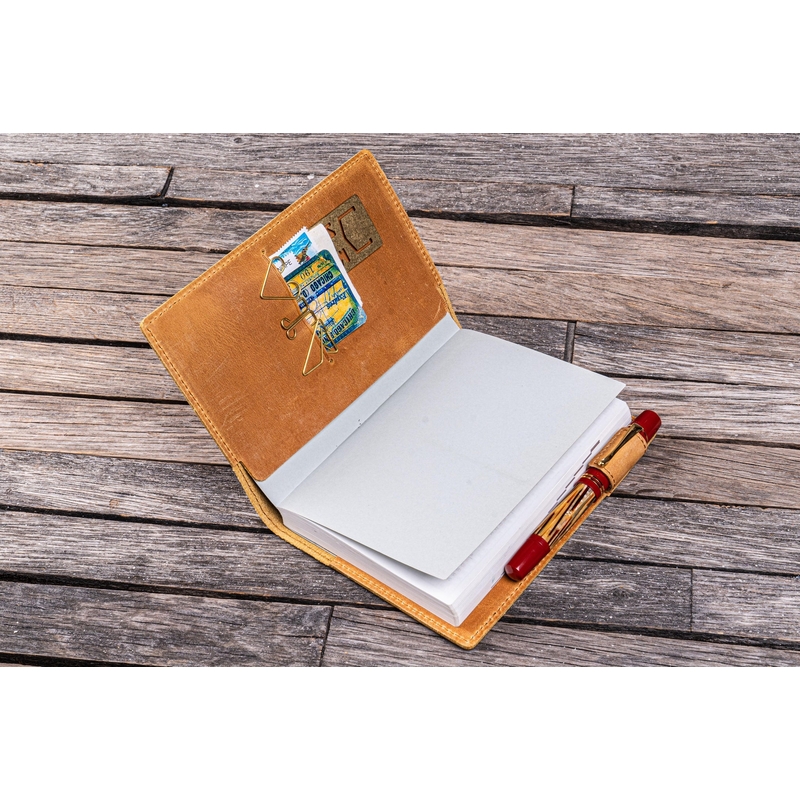 Galen Leather Galen Leather Slim Notebook Cover A6 Crazy Horse Honey Ochre