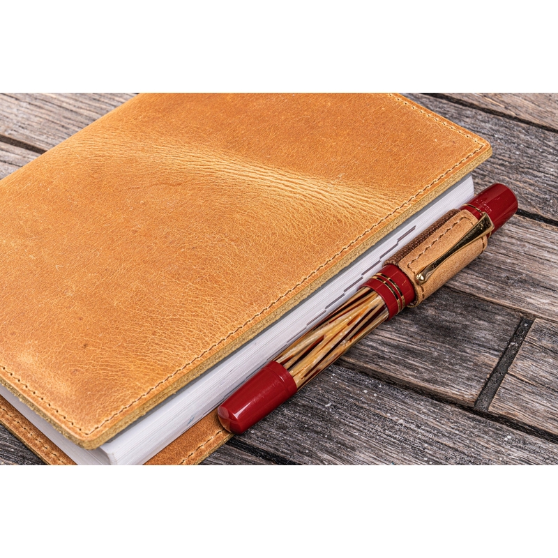 Galen Leather Galen Leather Slim Notebook Cover A6 Crazy Horse Honey Ochre