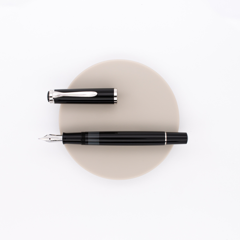 Pelikan Classic M205 Penna Stilografica Nera